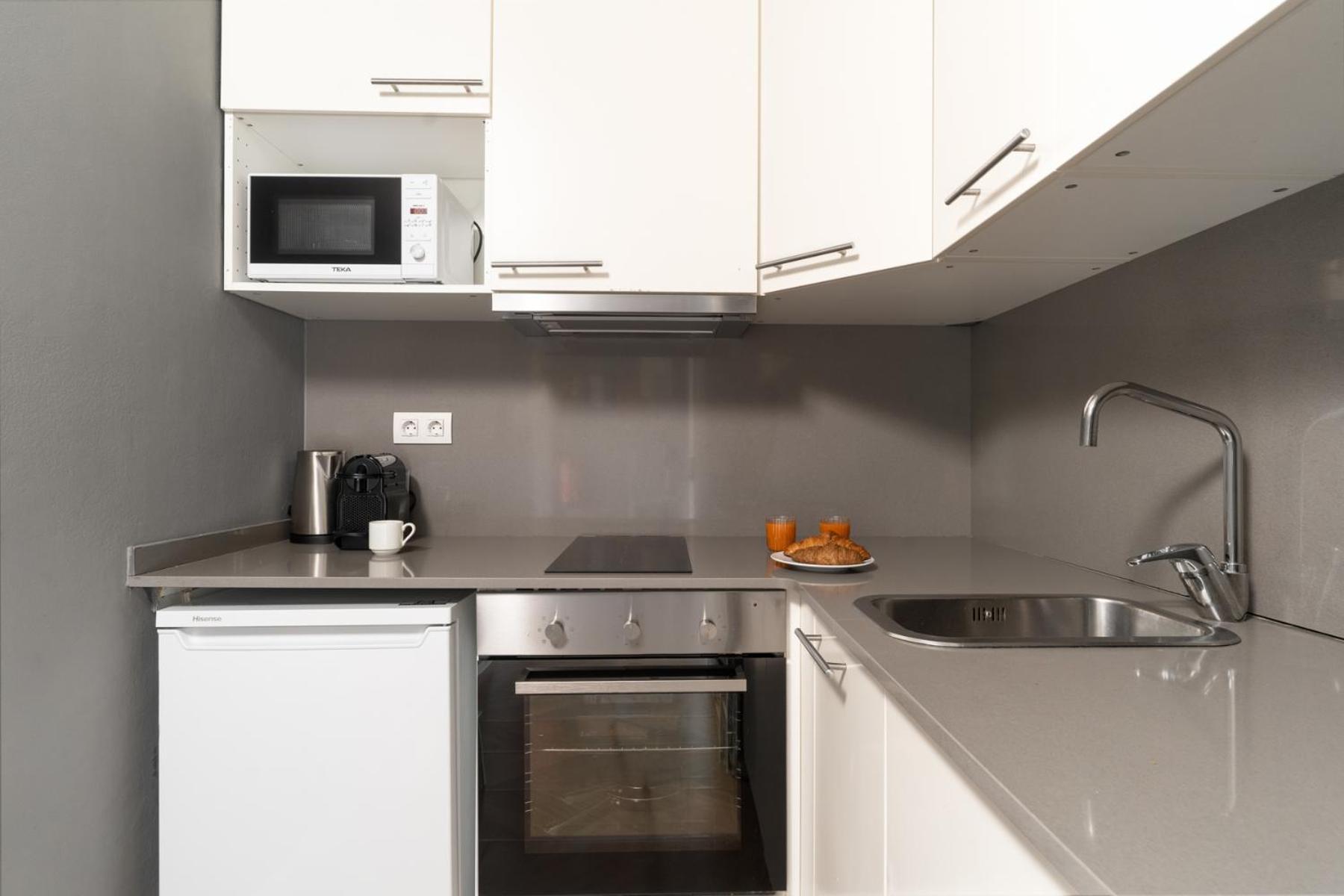One-Bedroom Apartment,1603744602:JPEG